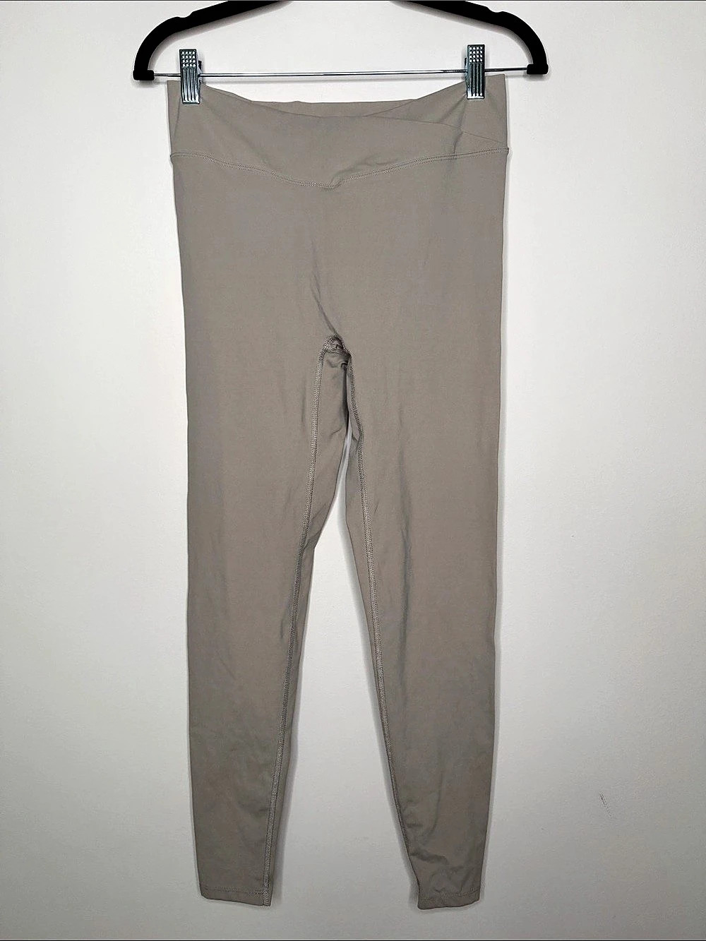 LOUNGE Apparel Essential Leggings | Greige | Large